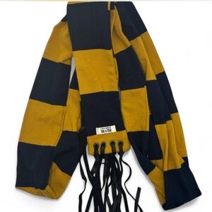 Converse Navy/Yellow Neck Scarf